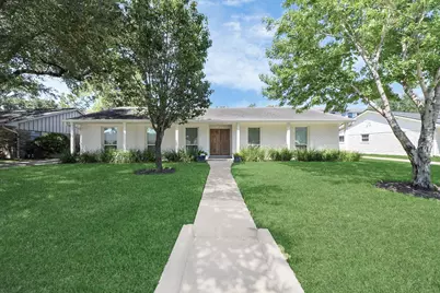 7610 Highmeadow Drive, Houston, TX 77063 - Photo 2