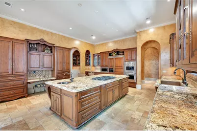 5530 Tilbury Drive, Houston, TX 77056 - Photo 16