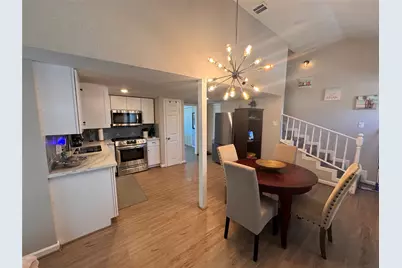 3931 Grayson Drive, Galveston, TX 77554 - Photo 6