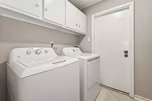 5930 Arncliffe Dr, Houston, TX 77088 - Photo 16