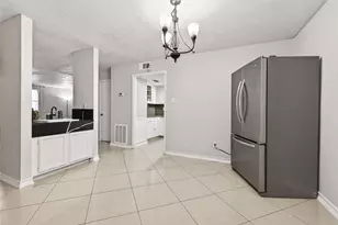 5930 Arncliffe Dr, Houston, TX 77088 - Photo 12