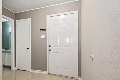 5930 Arncliffe Drive, Houston, TX 77088 - Photo 4