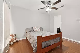 5930 Arncliffe Dr, Houston, TX 77088 - Photo 24