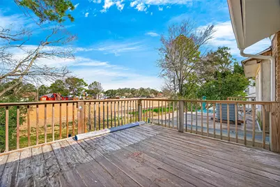 5930 Arncliffe Drive, Houston, TX 77088 - Photo 34