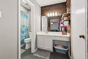 5930 Arncliffe Dr, Houston, TX 77088 - Photo 30