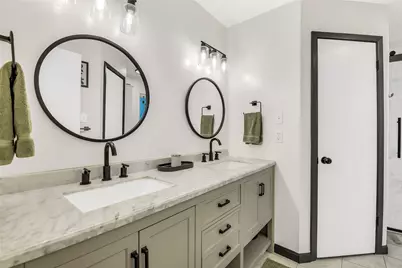 3327 Honey Creek Drive, Houston, TX 77082 - Photo 22