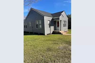 705 Cincinnati Street, Angleton, TX 77515 - Photo 2