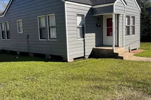 705 Cincinnati St, Angleton, TX 77515 - Photo 2