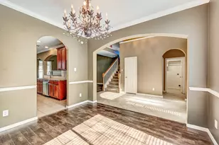21819 Hannover Village Dr, Spring, TX 77388 - Photo 4