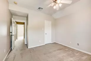 21819 Hannover Village Dr, Spring, TX 77388 - Photo 32