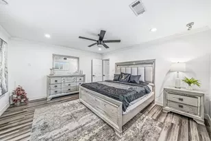 9022 Quebec Dr, Houston, TX 77096 - Photo 26