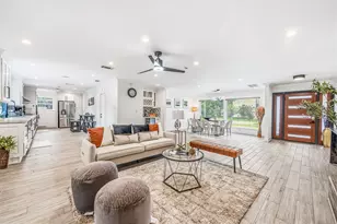 9022 Quebec Dr, Houston, TX 77096 - Photo 10