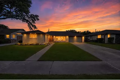 9022 Quebec Dr, Houston, TX 77096 - Photo 2