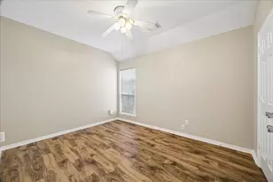 3211 Chappelwood Dr, Pearland, TX 77584 - Photo 20