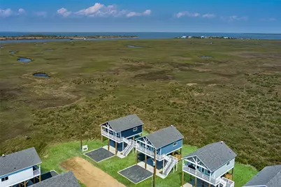 1084 Johnson Road, Gilchrist, TX 77617 - Photo 30