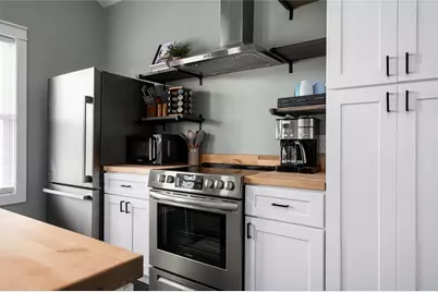 1084 Johnson Road, Gilchrist, TX 77617 - Photo 14