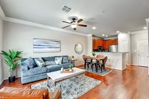 2400 McCue Rd, Houston, TX 77056 - Photo 4