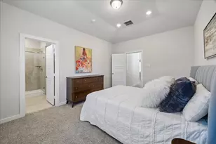 8409 Arden valley Ln, Houston, TX 77063 - Photo 4