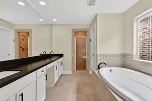 2605 Cheshire Oaks Dr, Houston, TX 77054 - Photo 26