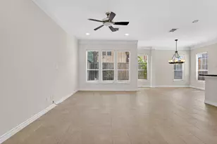 2605 Cheshire Oaks Dr, Houston, TX 77054 - Photo 10