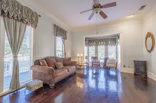 809 Milam St, Columbus, TX 78934 - Photo 4
