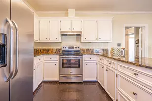 809 Milam St, Columbus, TX 78934 - Photo 10