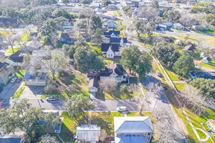 809 Milam St, Columbus, TX 78934 - Photo 28