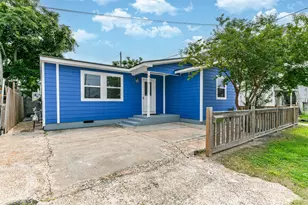 812 38th St, Galveston, TX 77550 - Photo 1