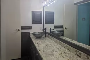 921 Marine Dr, Galveston, TX 77550 - Photo 14