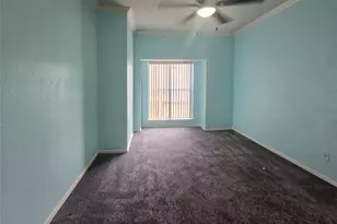 921 Marine Dr, Galveston, TX 77550 - Photo 16