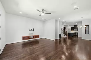 1913 W 15th St, Houston, TX 77008 - Photo 14