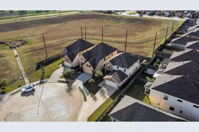 14212 Portrait Court, Houston, TX 77045 - Photo 26