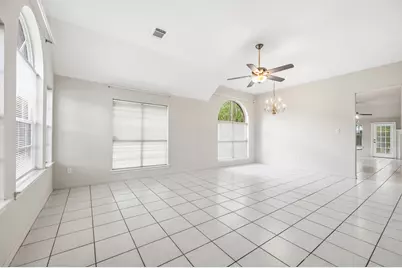 9619 E Withers Way Circle, Houston, TX 77065 - Photo 18