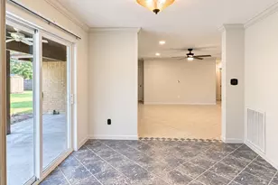 26411 Maplewood Dr, Oak Ridge North, TX 77386 - Photo 10