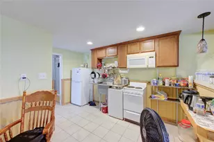 138 Tarpon St, Bayou Vista, TX 77563 - Photo 48