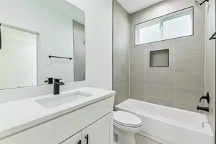 5703 Balbo St, Houston, TX 77091 - Photo 10