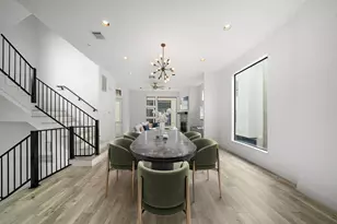 906 Reinerman St, Houston, TX 77007 - Photo 8