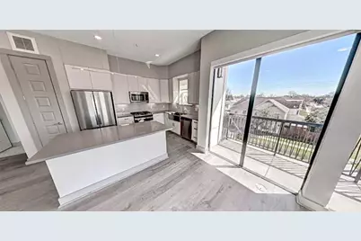 401 W 25th St Street #1144, Houston, TX 77008 - Photo 4