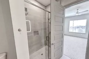 401 W 25th St St, Houston, TX 77008 - Photo 16