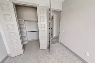 401 W 25th St St, Houston, TX 77008 - Photo 12