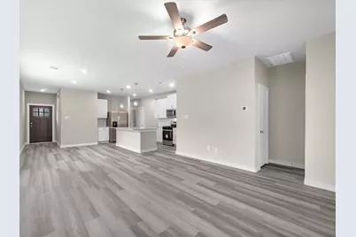 1749 Succotash Oak Court, Conroe, TX 77304 - Photo 6