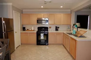 10030 Victoria Falls Ln, Houston, TX 77075 - Photo 4