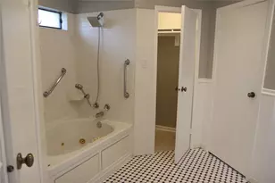 27 N Greenbud Ct, The Woodlands, TX 77380 - Photo 22