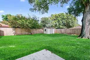 5443 Redstart St, Houston, TX 77096 - Photo 32