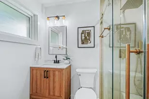 5443 Redstart St, Houston, TX 77096 - Photo 20