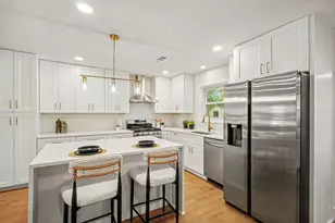 5443 Redstart St, Houston, TX 77096 - Photo 8