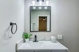 8707 Collingsdale Rd, La Porte, TX 77571 - Photo 36