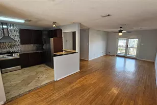 7 N Skimmer St, La Marque, TX 77568 - Photo 6