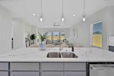 7611 Athlone Drive, Houston, TX 77088 - Photo 10