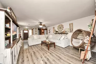 8611 Chaletford Dr, Houston, TX 77044 - Photo 10